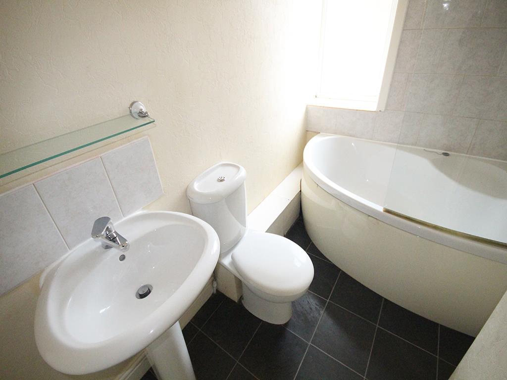 2 bedroom mid terrace house To Let in Colne - 2015-03-13 09.36.52.jpg